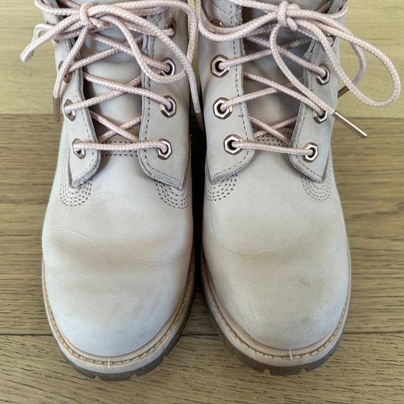 Timberland Leather Boots in Blush Pink Sz 7 - Picture 6 of 12